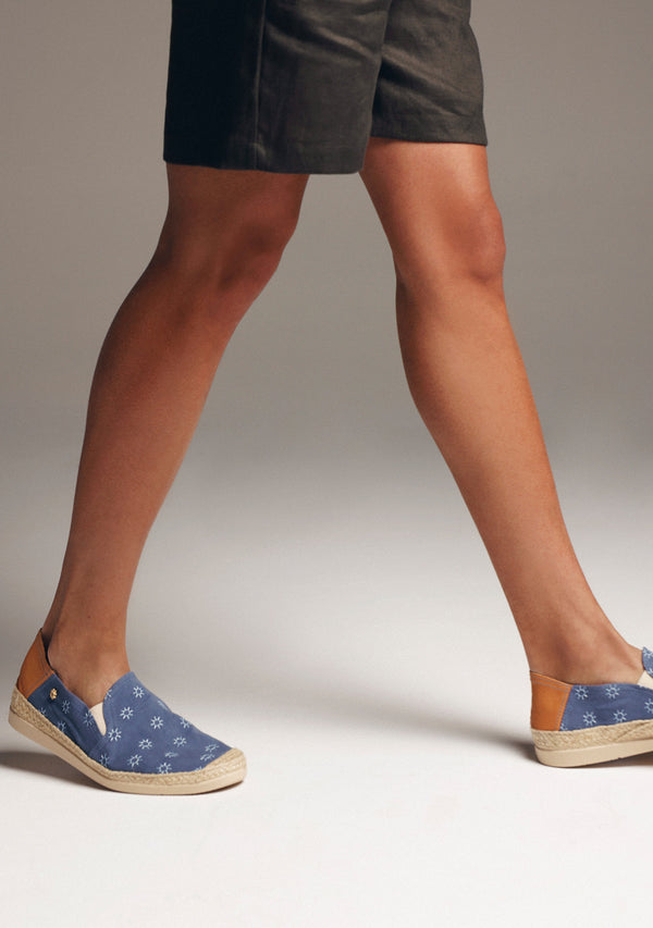 ESPADRILLES BLEUES MOTIF POISSON