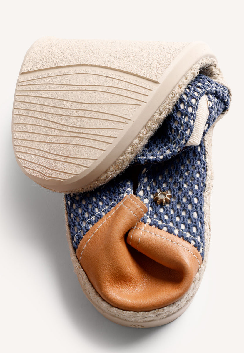 ALPARGATAS AZULES REJILLA