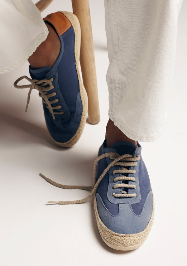 BLUE LEATHER SNEAKERS