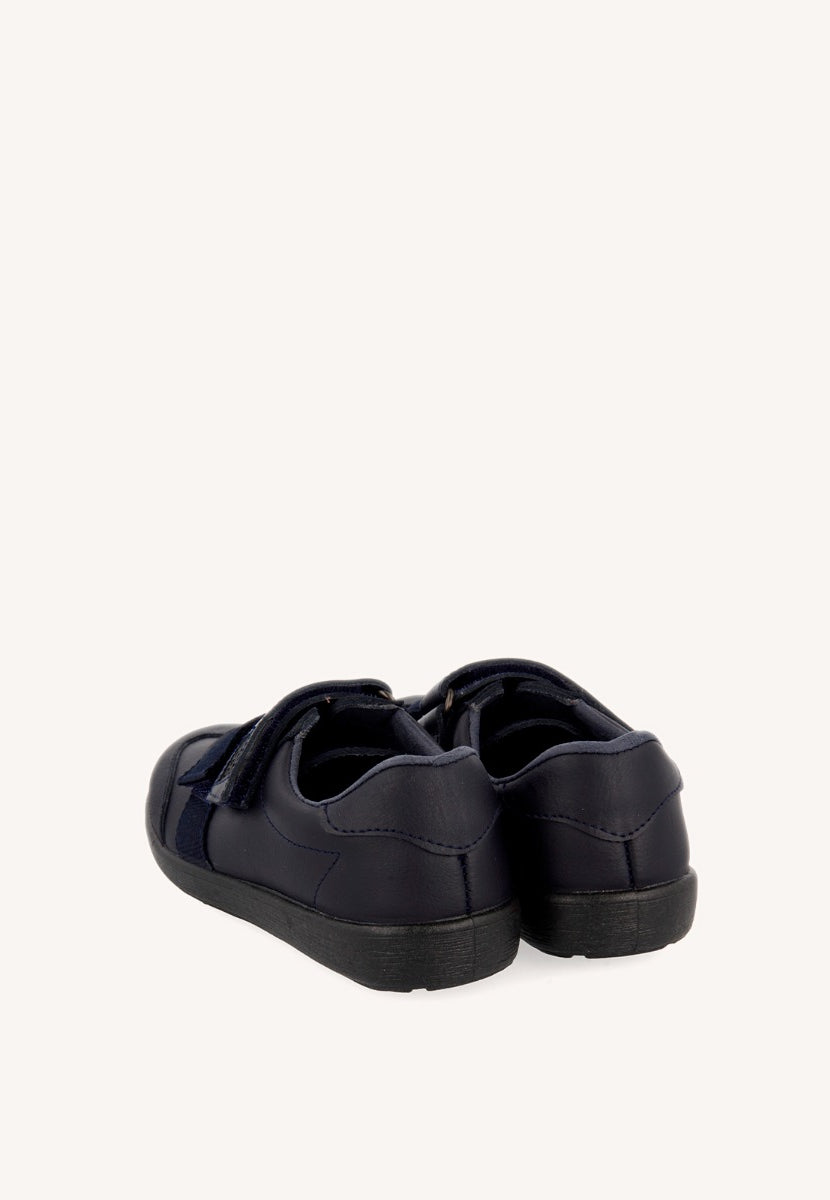 ZAPATOS COLEGIALES DE PIEL EN MARINO SALCHA