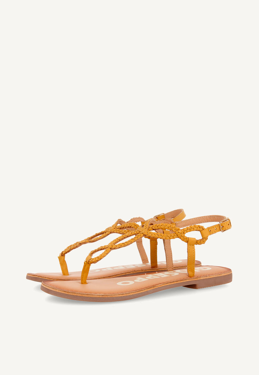 SANDALIAS DE TIRAS TRENZADAS MOSTAZA PARA MUJER FYFFE