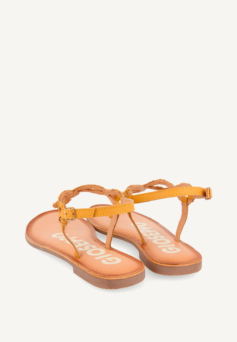 SANDALIAS DE TIRAS TRENZADAS MOSTAZA PARA MUJER FYFFE