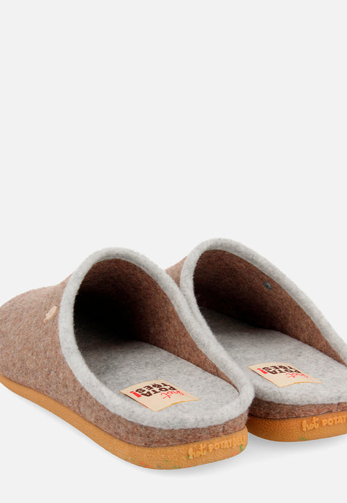 Zapatillas de estar por casa Hot Potatoes en marrón LABINSK