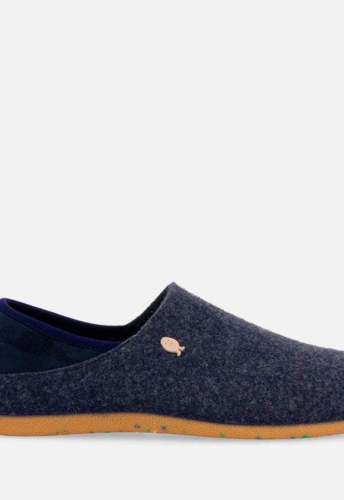 ZAPATILLAS DE ESTAR POR CASA AZUL MARINO DE LA COLECCIÓN HOT POTATOES ORSK