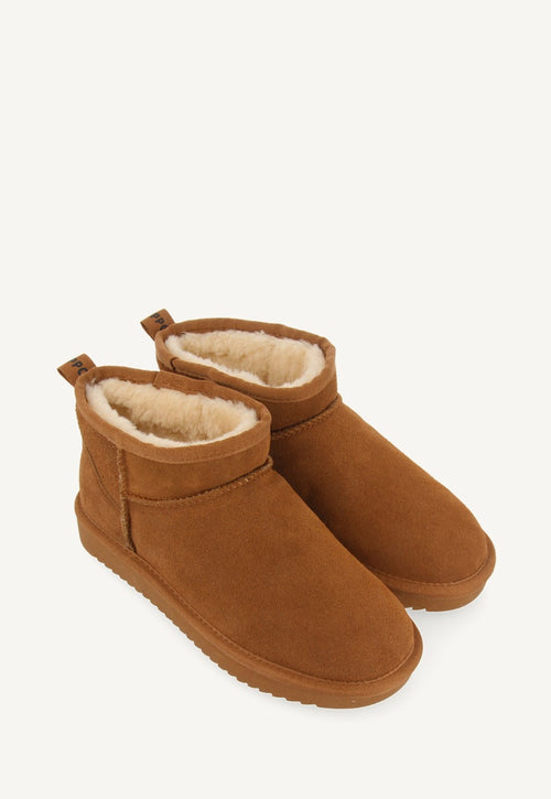 BOTAS AUSTRALIANAS COLOR CUERO DE CAÑA BAJA PARA MUJER BEREK
