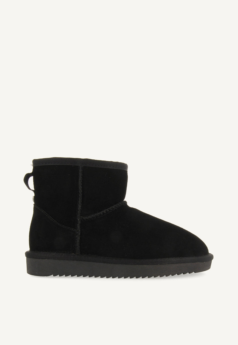  BOTAS AUSTRALIANAS COLOR NEGRO DE CAÑA MEDIA PARA MUJER GILLIAM