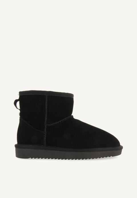  BOTAS AUSTRALIANAS COLOR NEGRO DE CAÑA MEDIA PARA MUJER GILLIAM