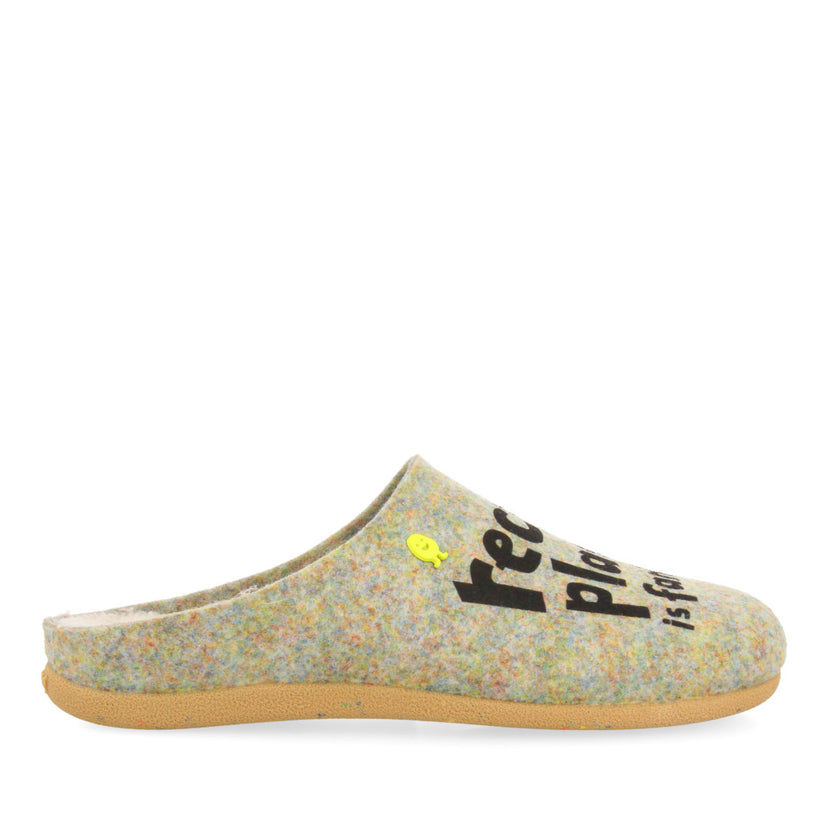 ZAPATILLAS DE ESTAR POR CASA DE LA COLECCIÓN HOT POTATOES PROTTES 