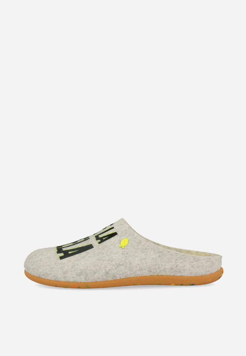 ZAPATILLAS DE ESTAR POR CASA DE LA COLECCIÓN HOT POTATOES VARDE 