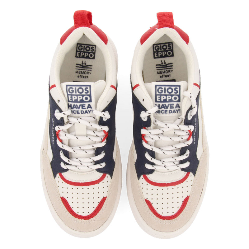 SNEAKERS BLANCAS CON DETALLES AZUL Y ROJO Y CORDONES TIPO TREKKING CARLYLE