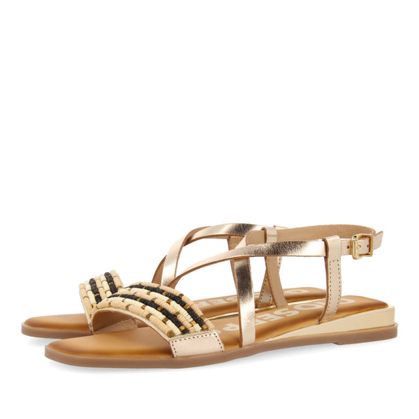 SANDALIAS DORADAS CON ADORNO DE CUENTAS Y MINI CUÑA PARA MUJER DOBROVA
