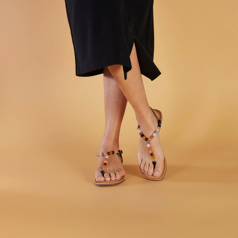 SANDALIAS NEGRAS CON ADORNO DE CRISTALES PARA MUJER IONIA