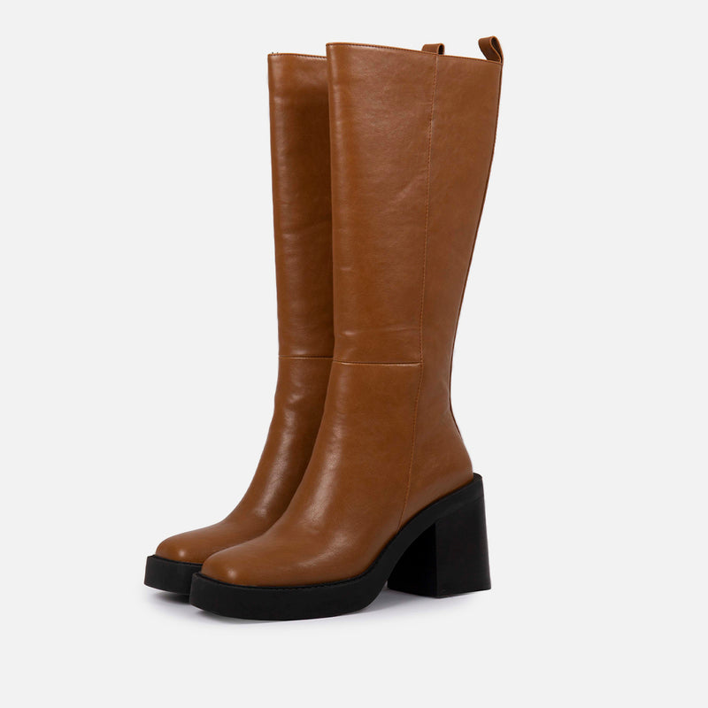 Bota color cuero alta lisa de punta cuadrada con plataforma gruesa y tacón ancho para mujer goeblange