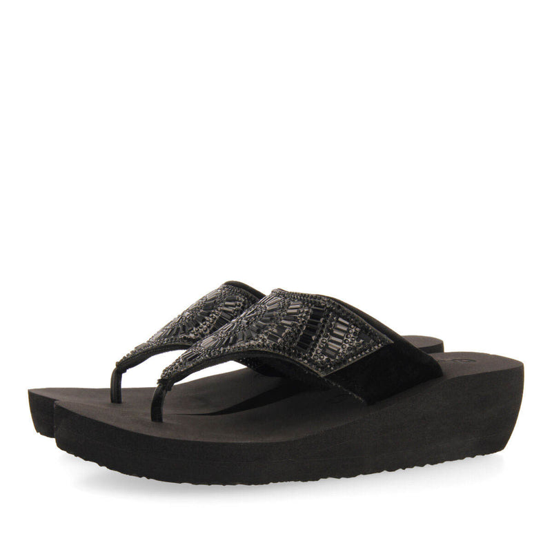 Suresnes women's black wedges with decorative stones