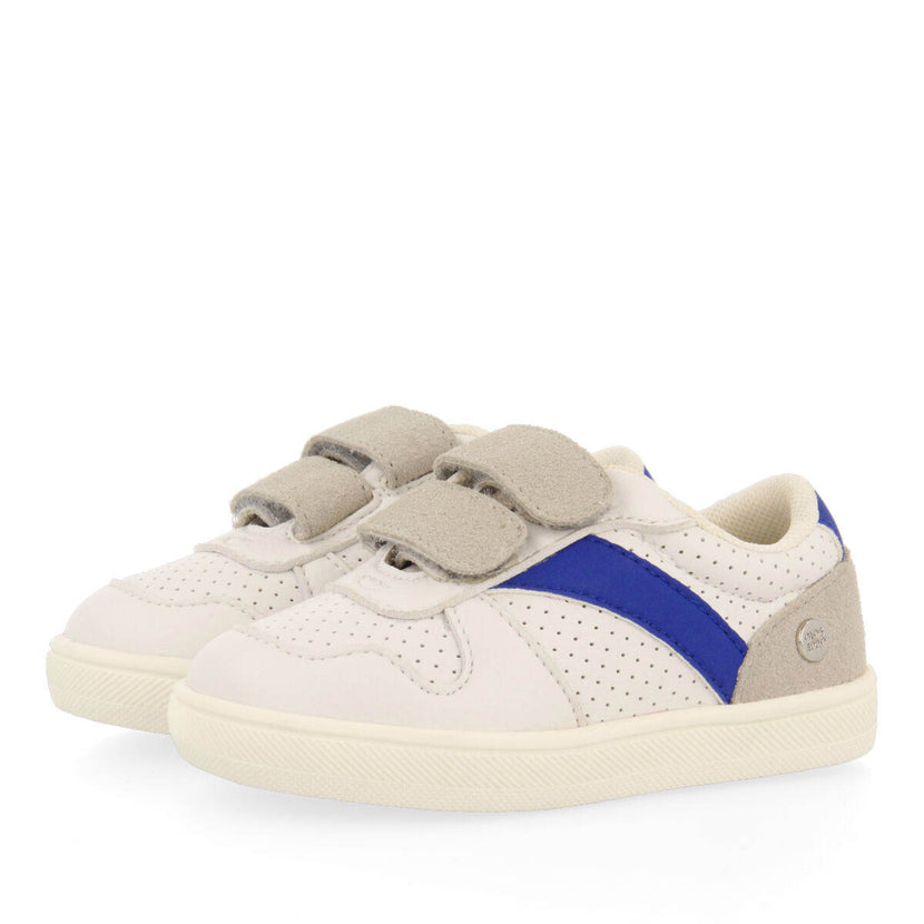 Pucon babies navy blue sneakers with adjustable strap