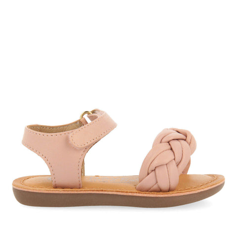 SANDALIAS DE PIEL EN COLOR ROSA CON TRENZA PARA NIÑA ENNERY
