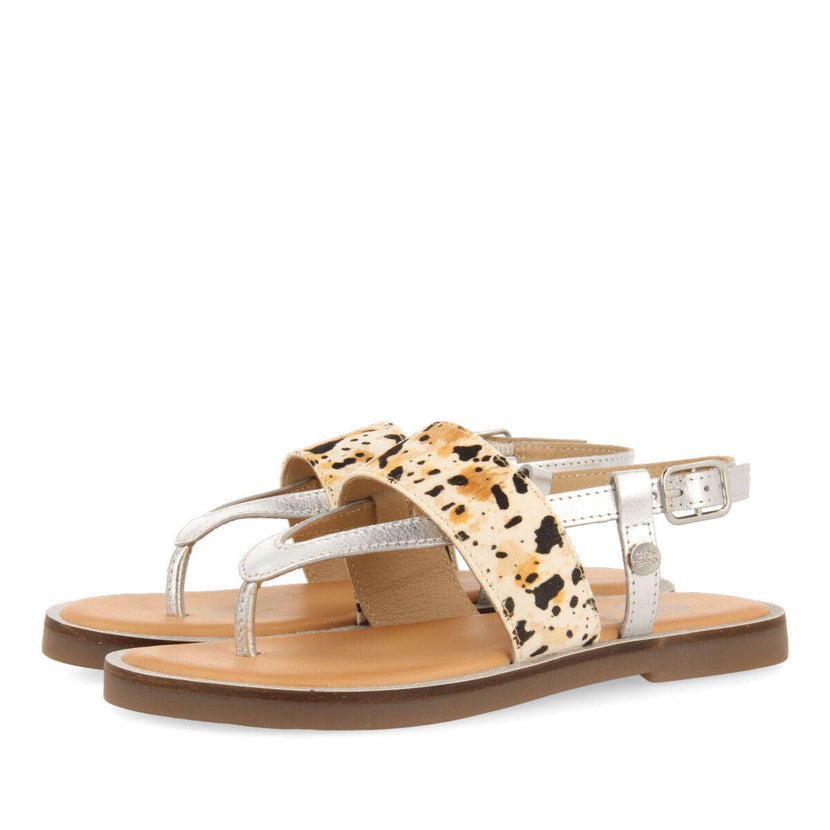 Sandales en peau couleur argent et animal print pour fille sardoa