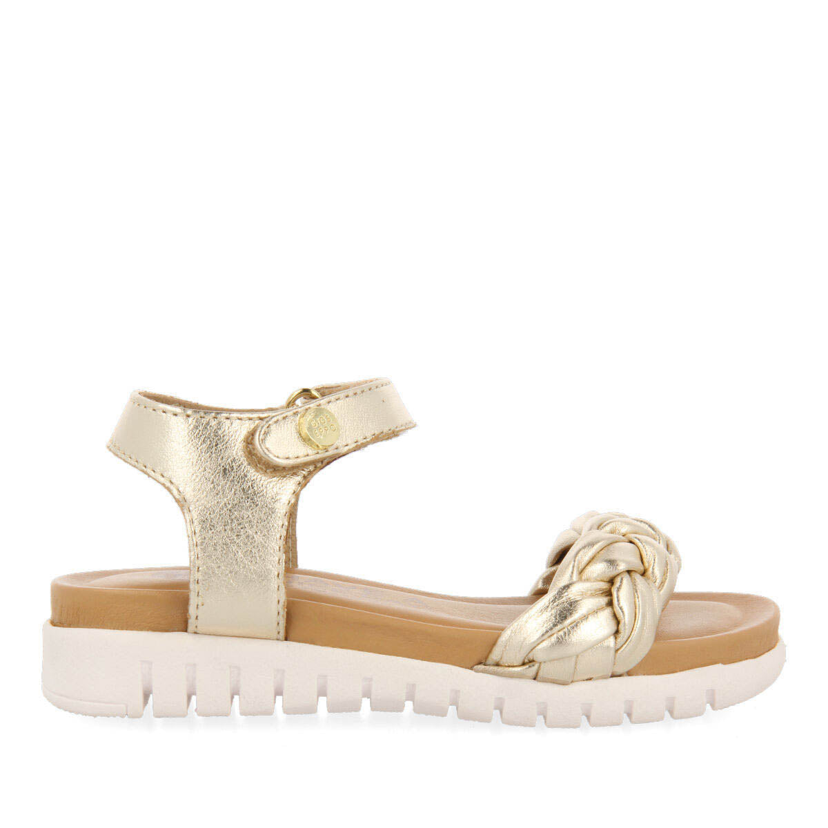 Bruyeres girls gold leather sandals withlaited vamps