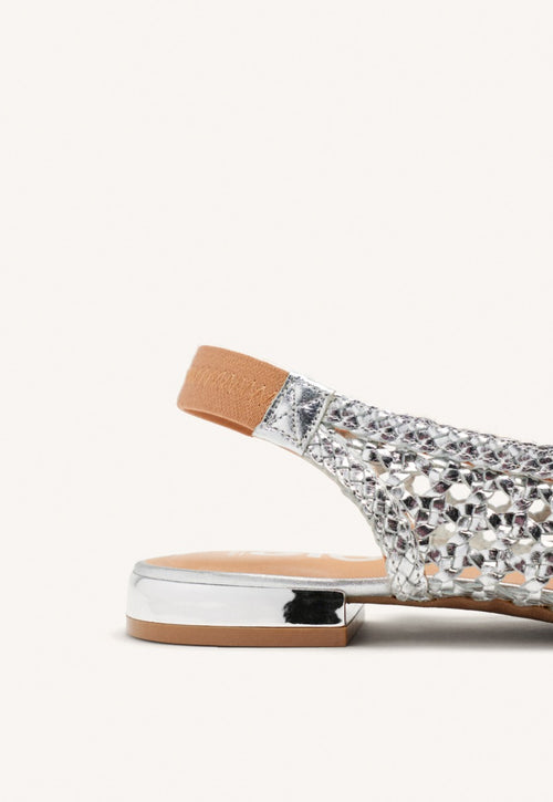 GUATAVITA WOMEN'S SILVER LEATHER BALLET FLATS WITH BRAIDING