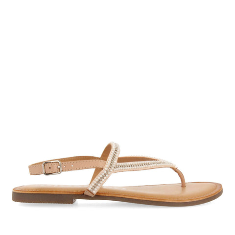 SANDALIAS PLANAS NUDE CON TIRAS Y ADORNOS PARA MUJER GAVEN