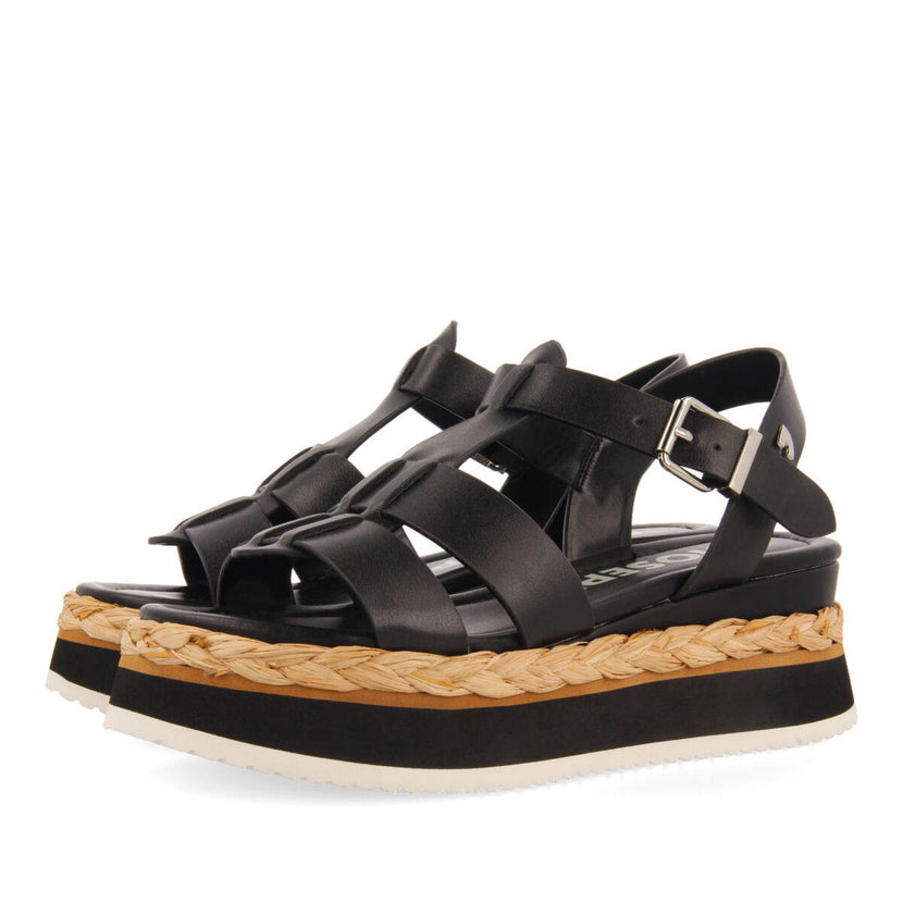Sandalias color negro tipo cangrejera con plataforma para mujer vaumas 