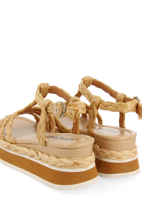 Sandalias trenzadas tipo cangrejera color natural con plataforma para mujer senlisse 