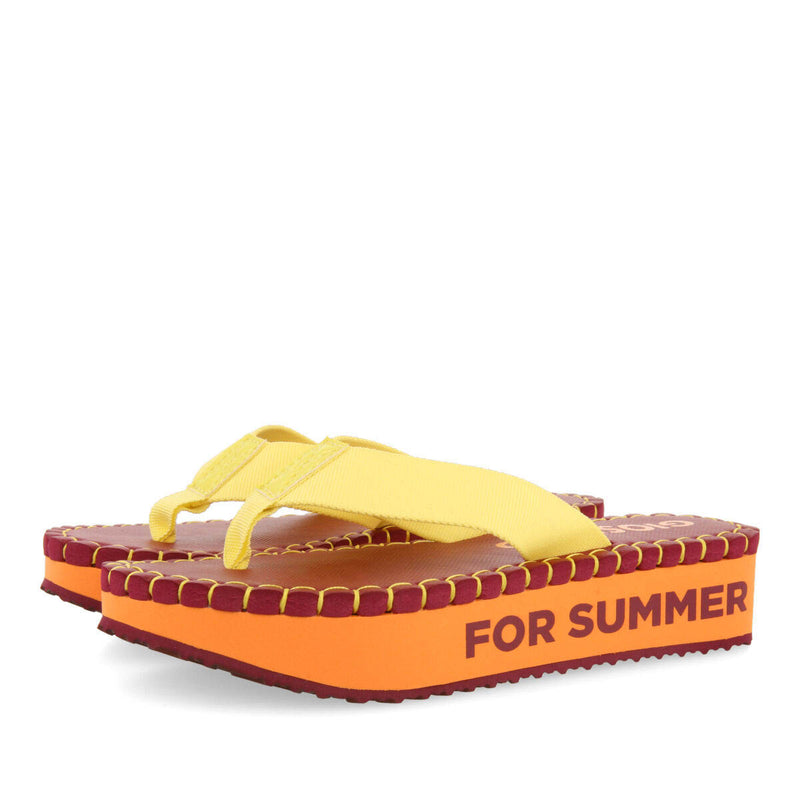 Verton women's burgundy sandals with straps and light soles