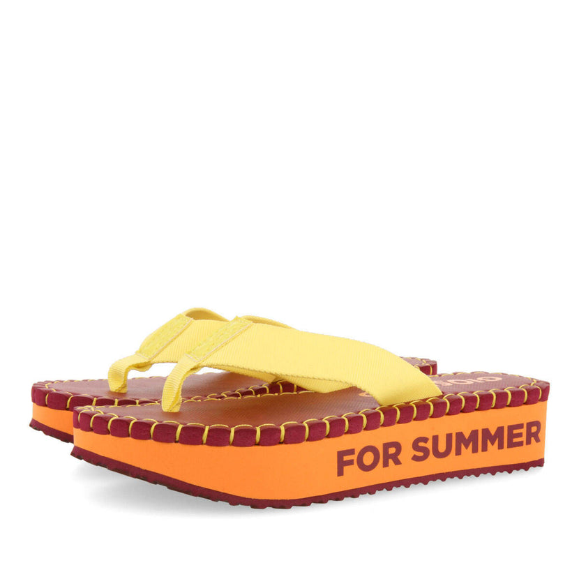 Verton women's burgundy sandals with straps and light soles