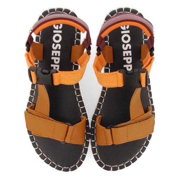 Sandalias beige con suelo multicolor y tiras cruzadas para mujer sopretan 