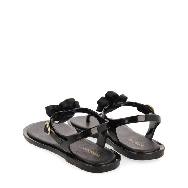 Itaucu women's black sandals with details