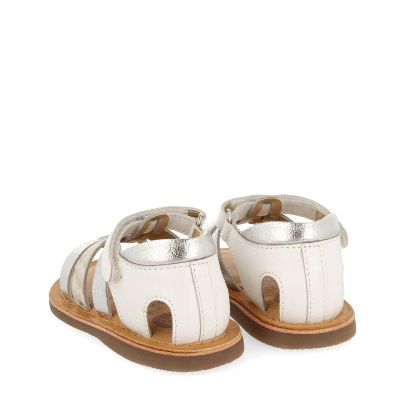 Sandalias de piel con corte tipo cangrejera blancas para niñas ragni