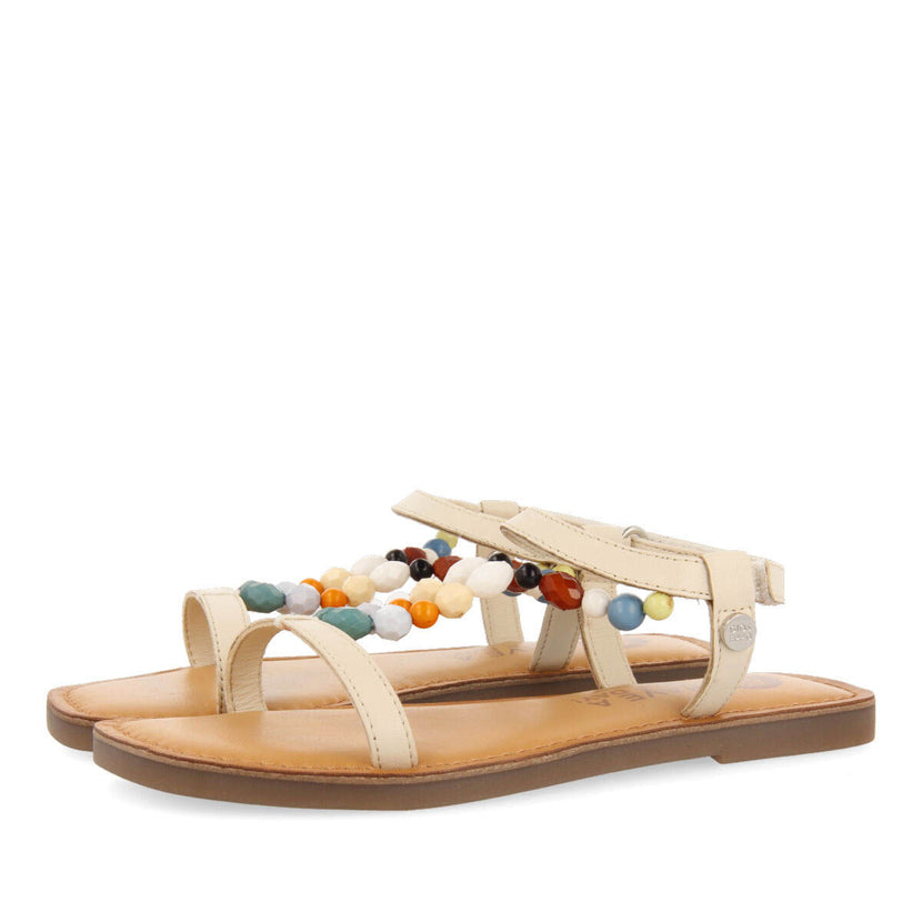 Sandali in pelle con decorazioni in color off-white da bambina croze