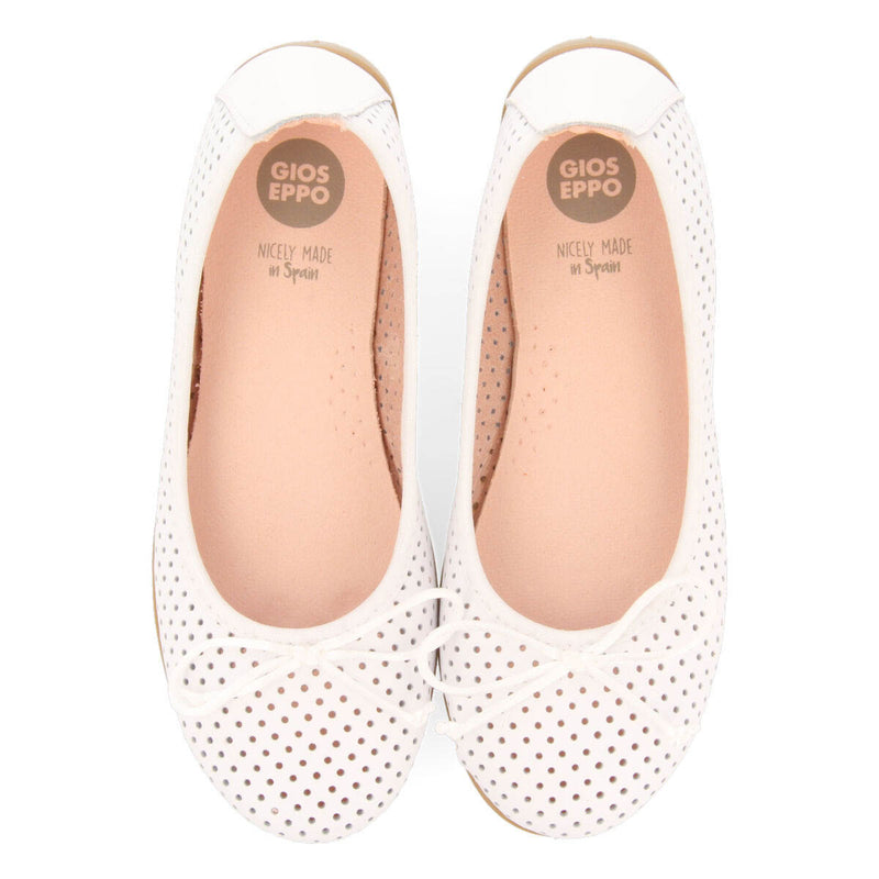 Aroffe girls white leather ballet flats
