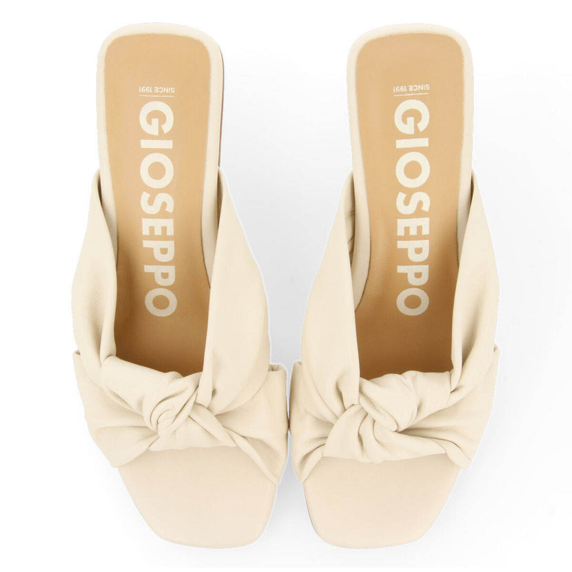 Sandalias off-white de piel con nudo para mujer bahge 