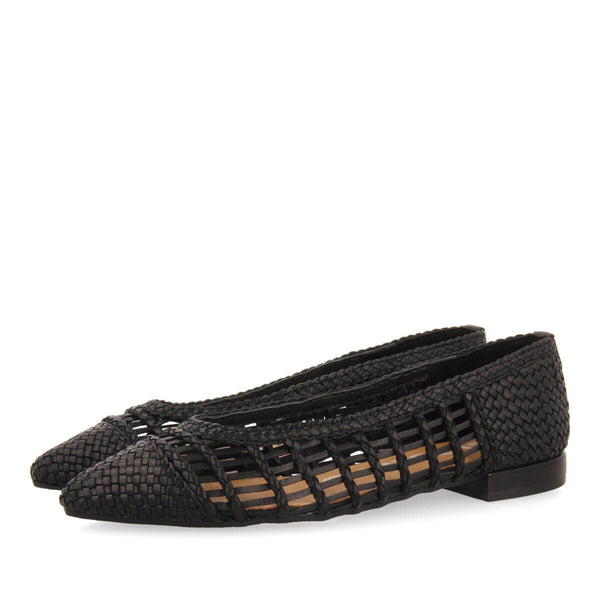 Ballerine nere in pelle intrecciata con allacciatura per donna sagada