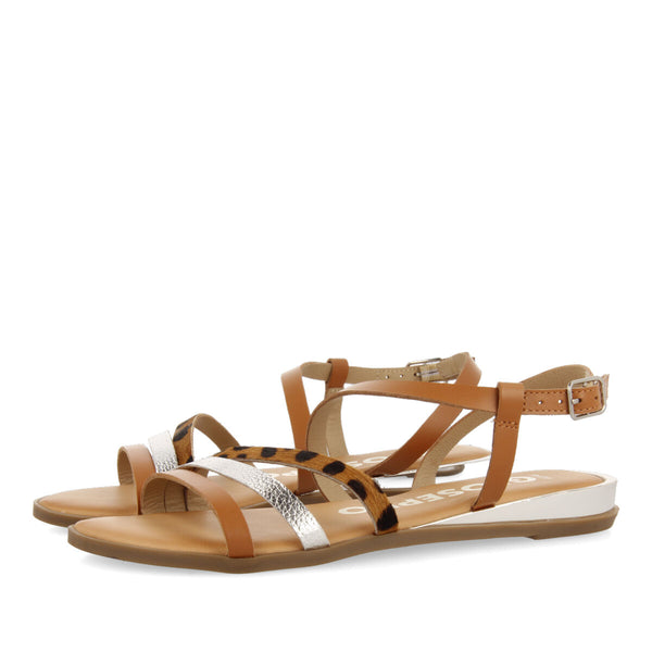 Sandalias con tiras marrón, plata y animal print para mujer corumba 
