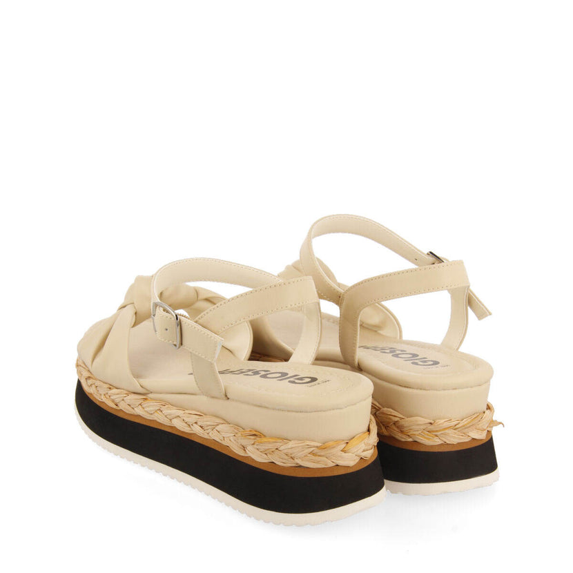 Sandalias color off-white con detalle de nudo y plataforma para mujer manicu 