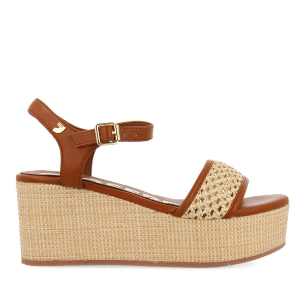 Sandales résille couleur beige et semelle compensée pour femme asquins 
