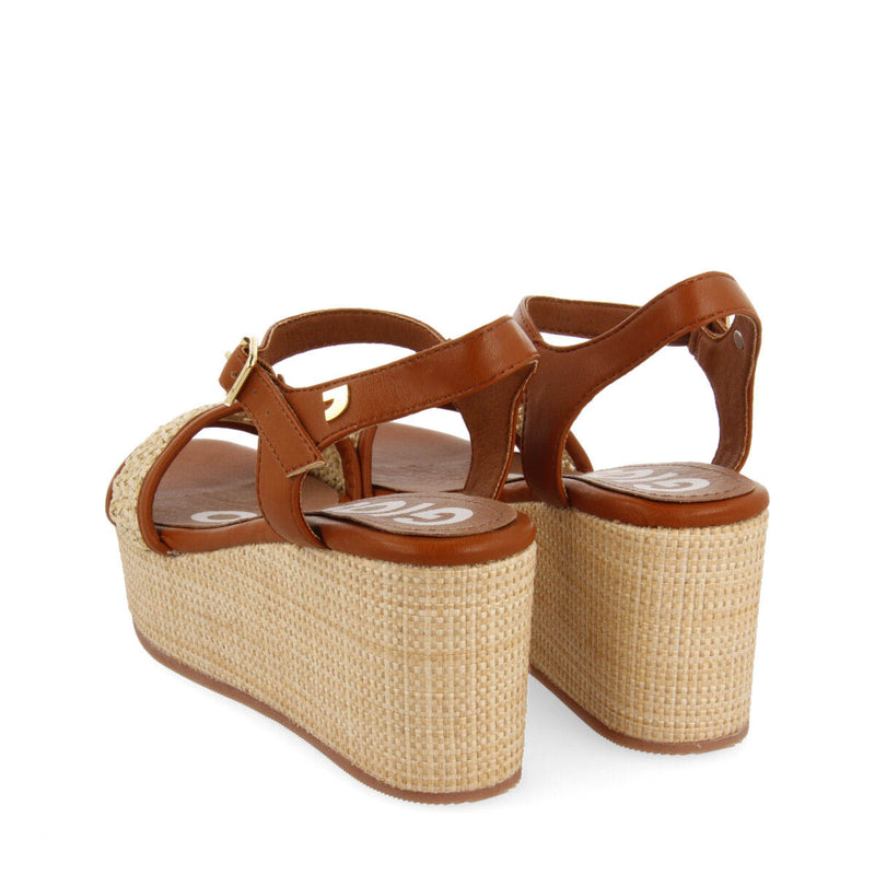 Sandales résille couleur beige et semelle compensée pour femme asquins 