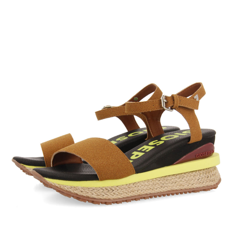 Benay women's sporty tan wedges