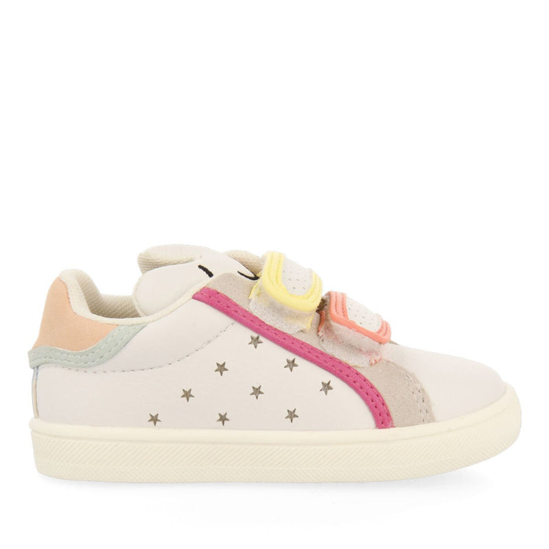 Sneakers blancas con detalles de colores para bebé ancash