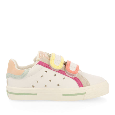 SNEAKERS BLANCHES AVEC DÉTAILS DE COULEURS ET ÉTOILES POUR FILLE FOISSIAT