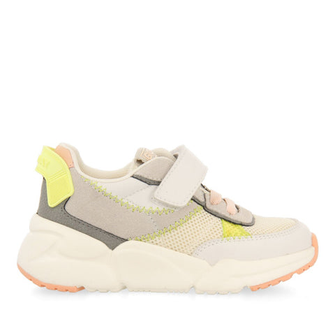 SNEAKERS BLANCHES À RÉSILLE AVEC DES TOUCHES DE COULEUR JAUNE FLUO POUR FILLE TAPALPA