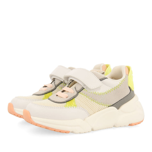 Sneakers brancas de rede com toques de cor em amarelo neón para menina tapalpa