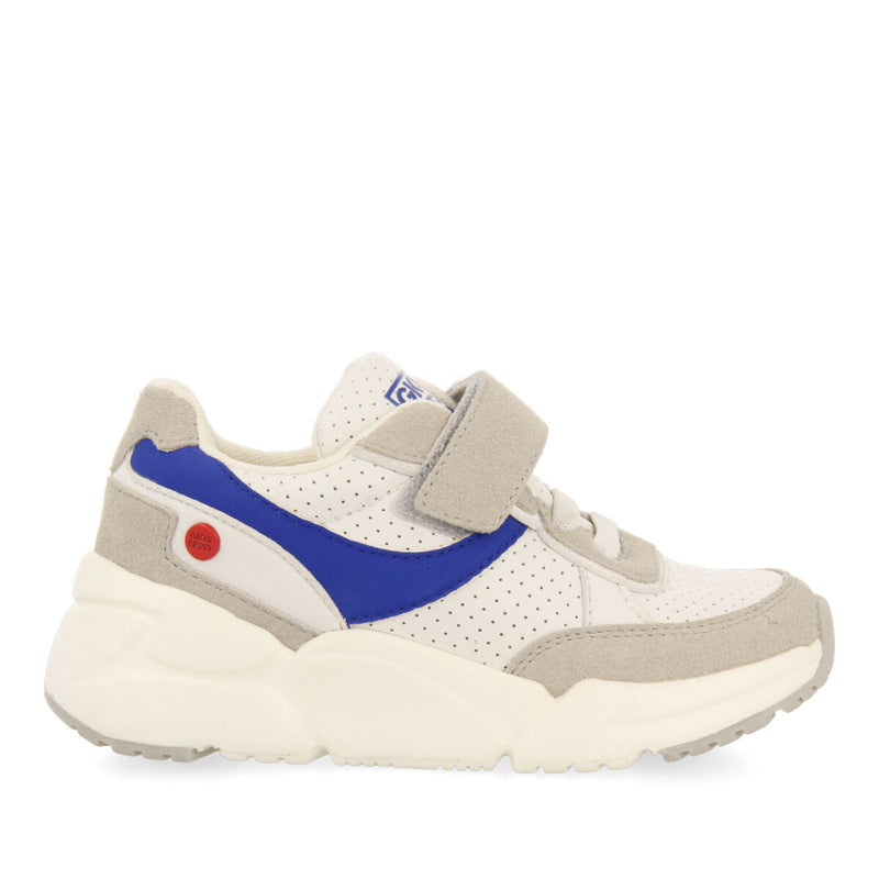 Barueri boys blue sneakers with light and flexible chunky soles