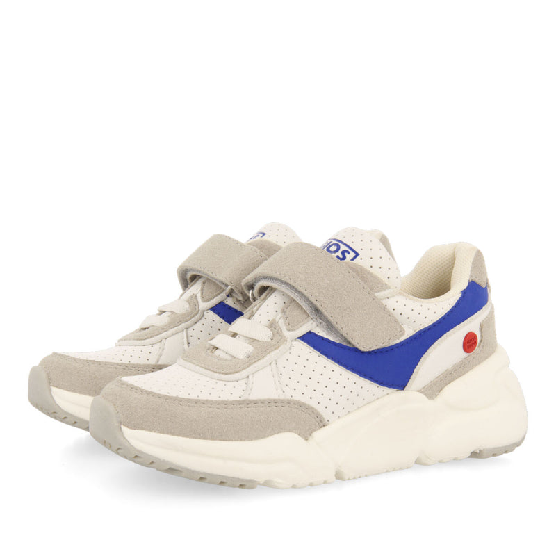 Barueri boys blue sneakers with light and flexible chunky soles