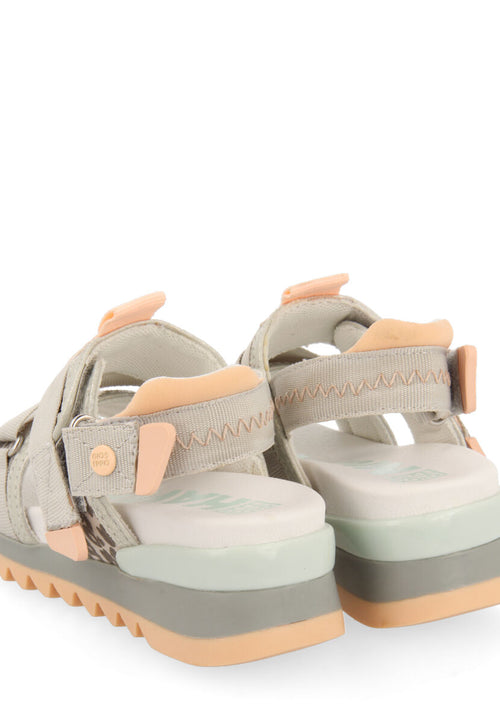 Azua girls sandals with adjustable leopardrint straps