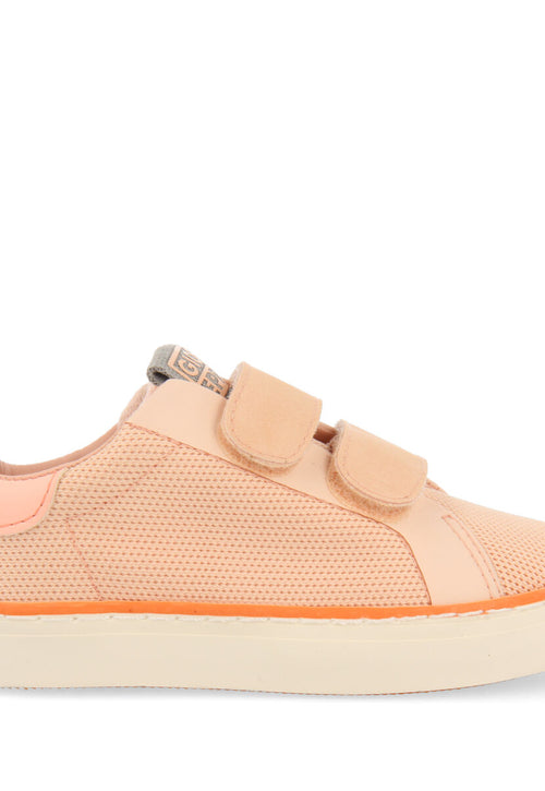 Sneakers color corallo con base a rete da bambina joaima