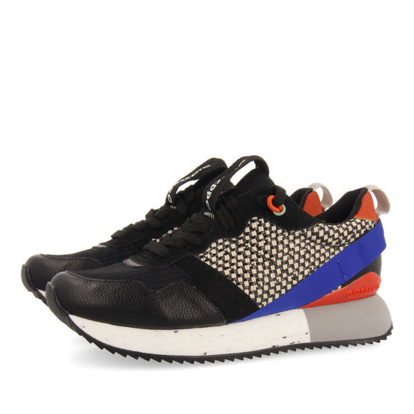 Sneakers negras con texturas y detalles para mujer luzon 