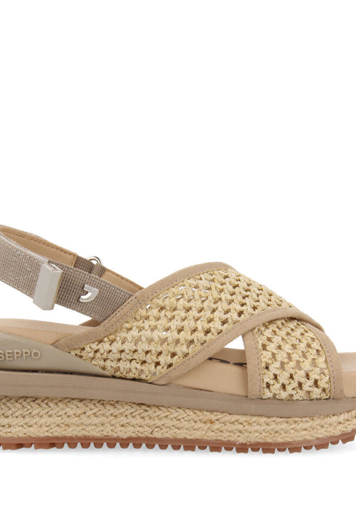 Sandálias desportivas bege com corte com rede em rafia para mulher rinxent